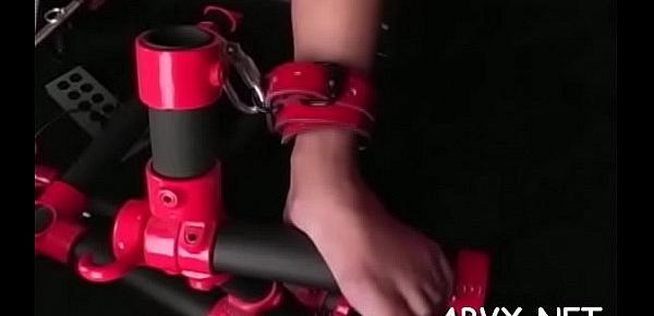  Nude woman drubbing video with extreme bondage